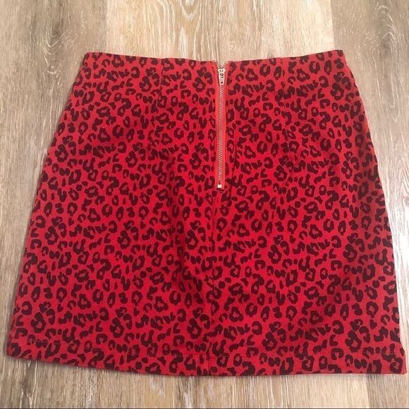 Forever 21 red Leopard cheetah animal print mini denim jean skirt -S - Picture 4 of 7